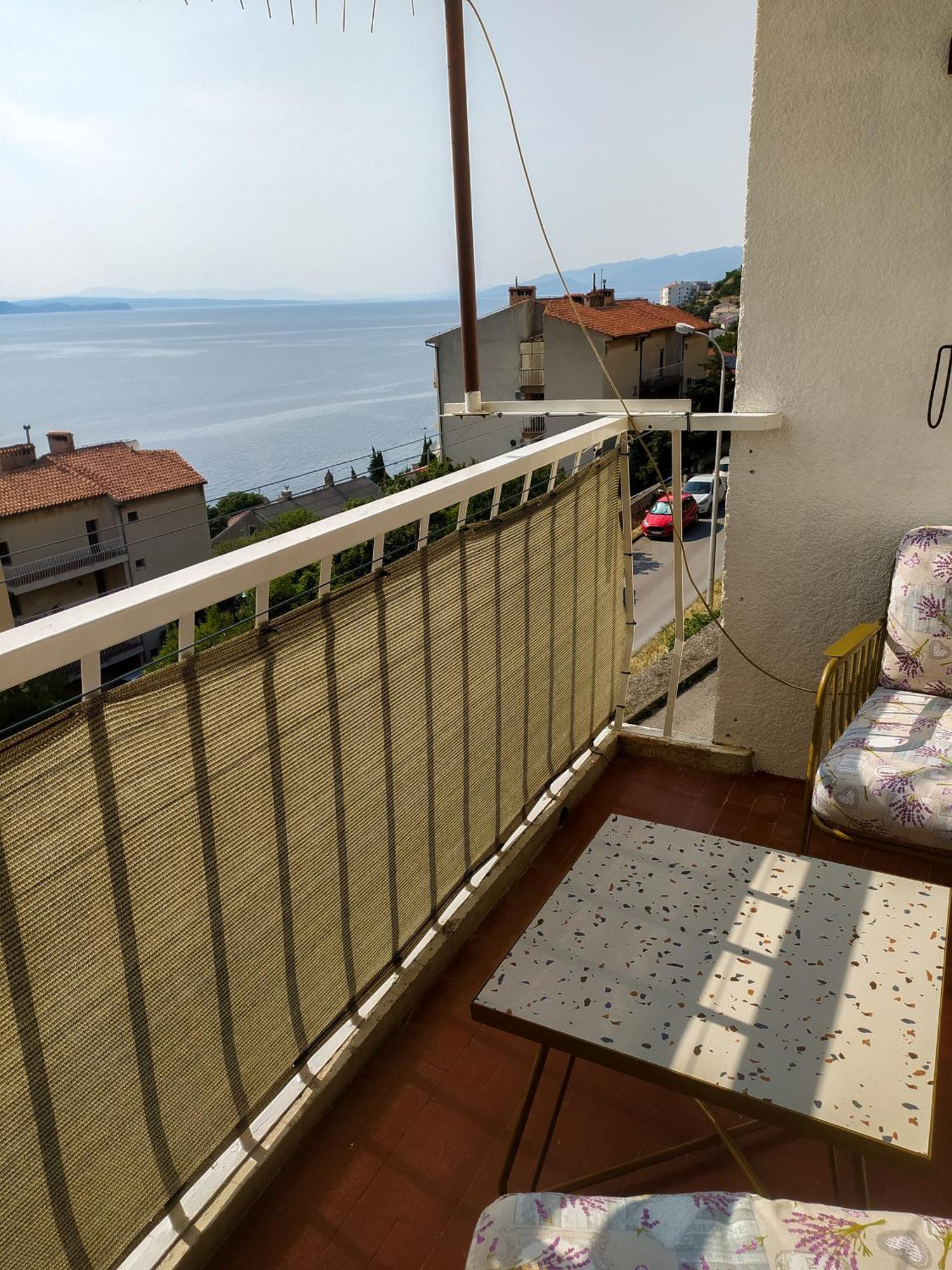Novouredeni Stan S Balkonom I Pogledom Na More Senj  Exteriér fotografie